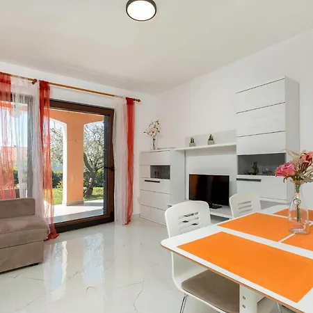 Marija 821 Apartman *