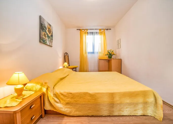 Apartment Marija 821 Pula