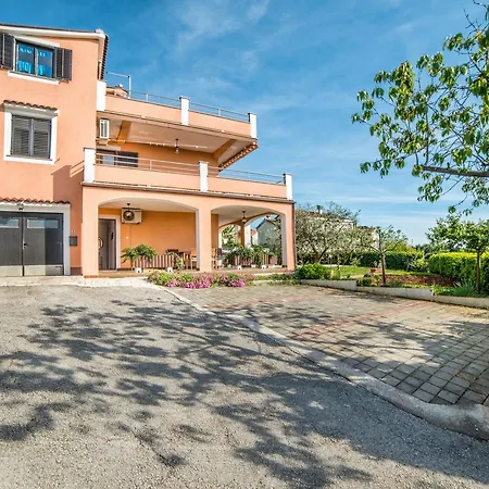 Apartman Marija 821 Póla