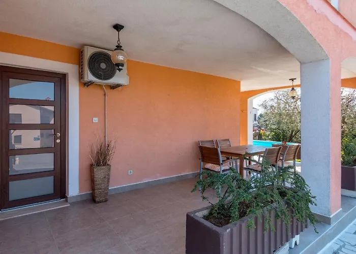 Marija 821 Апартаменти *